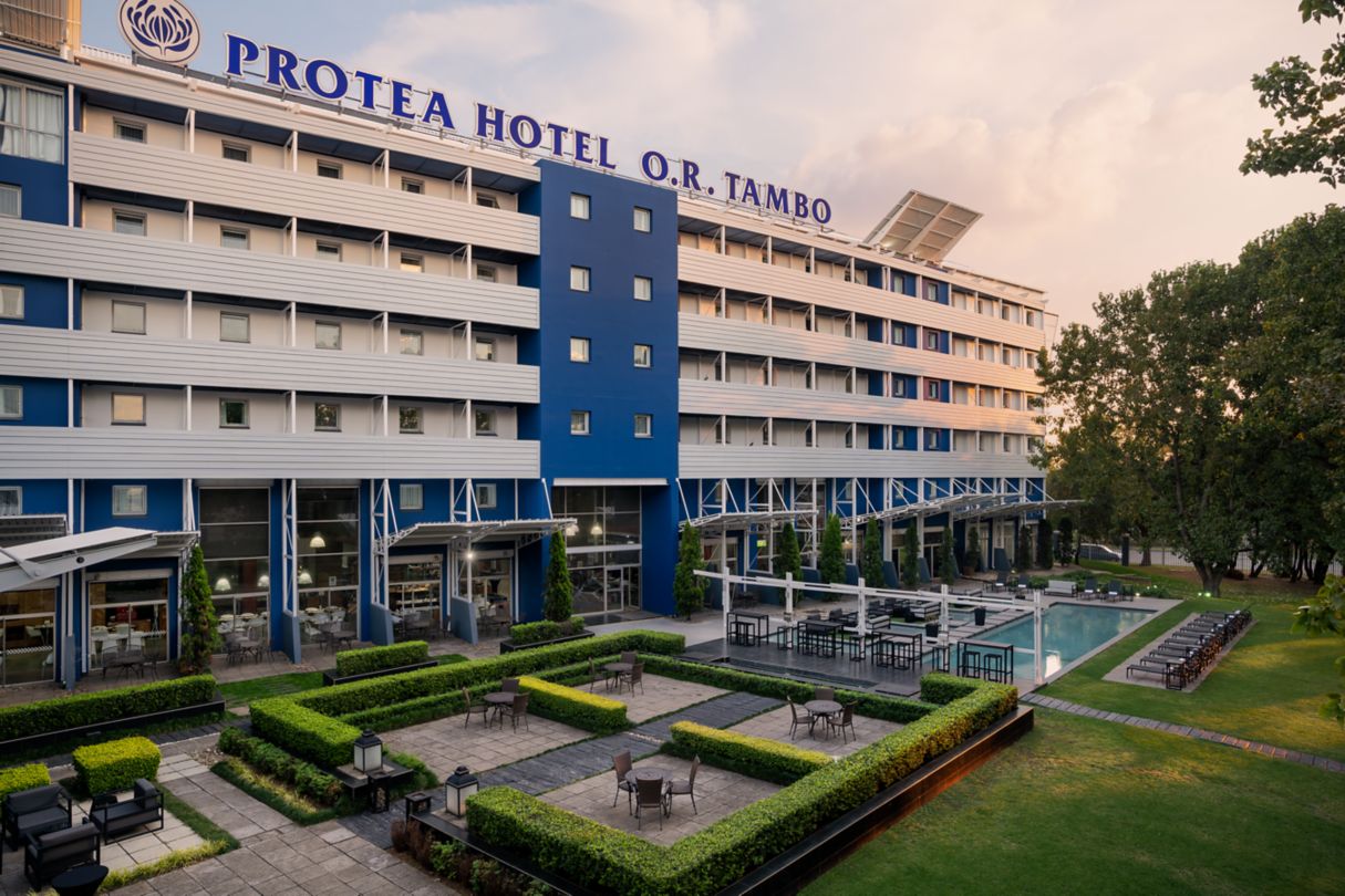 pr-jnbor-hotel-exterior-39697_Classic-Hor